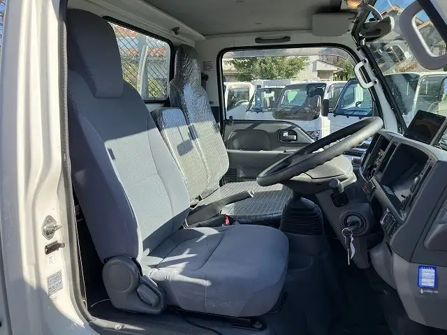 いすゞ エルフ 小型 平ボディ パワーゲート 床鉄板の中古トラック画像10