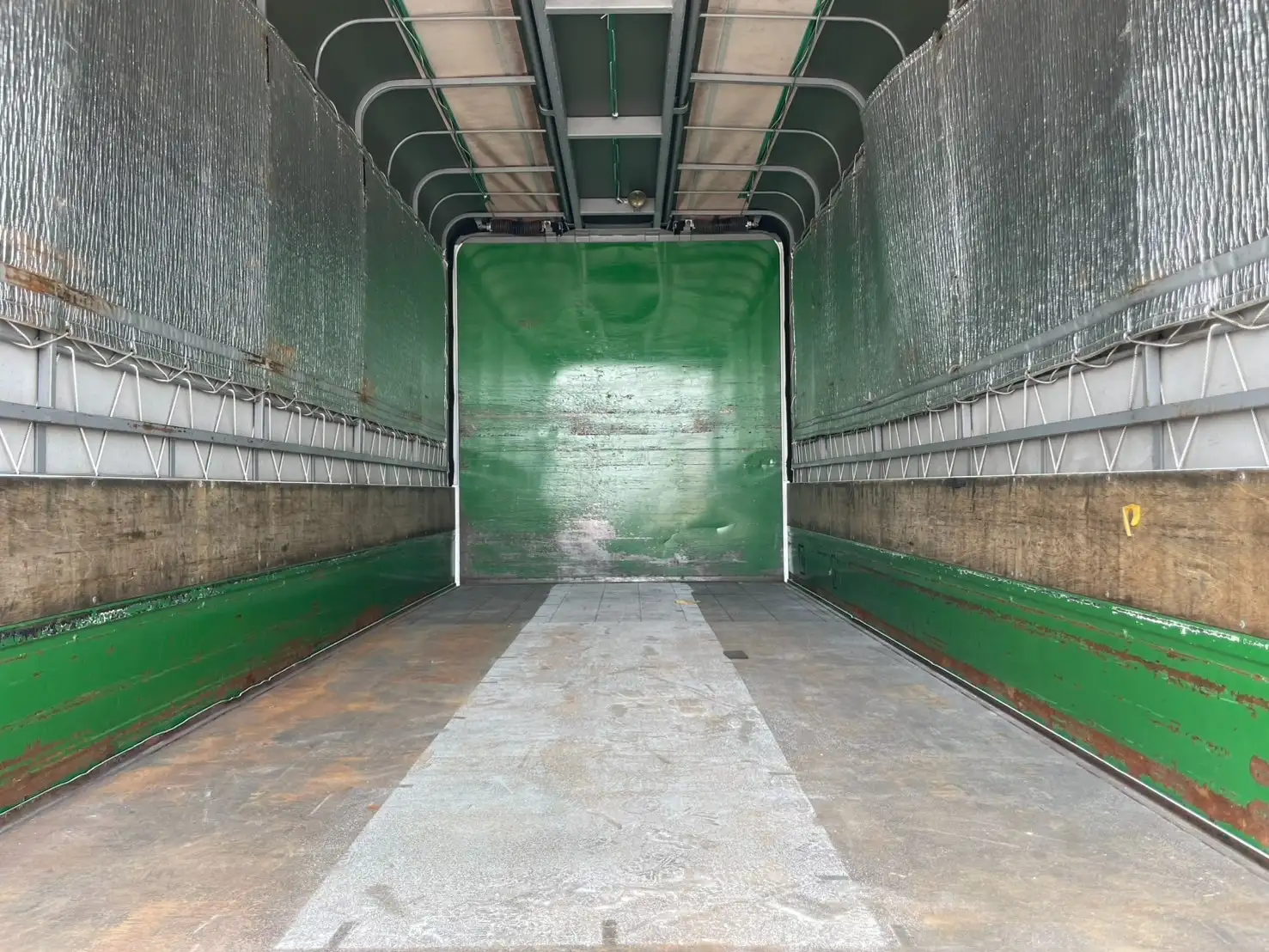 日野 レンジャー 中型/増トン ウイング 幌ウイング TKG-FC9JKAAの中古トラック画像9