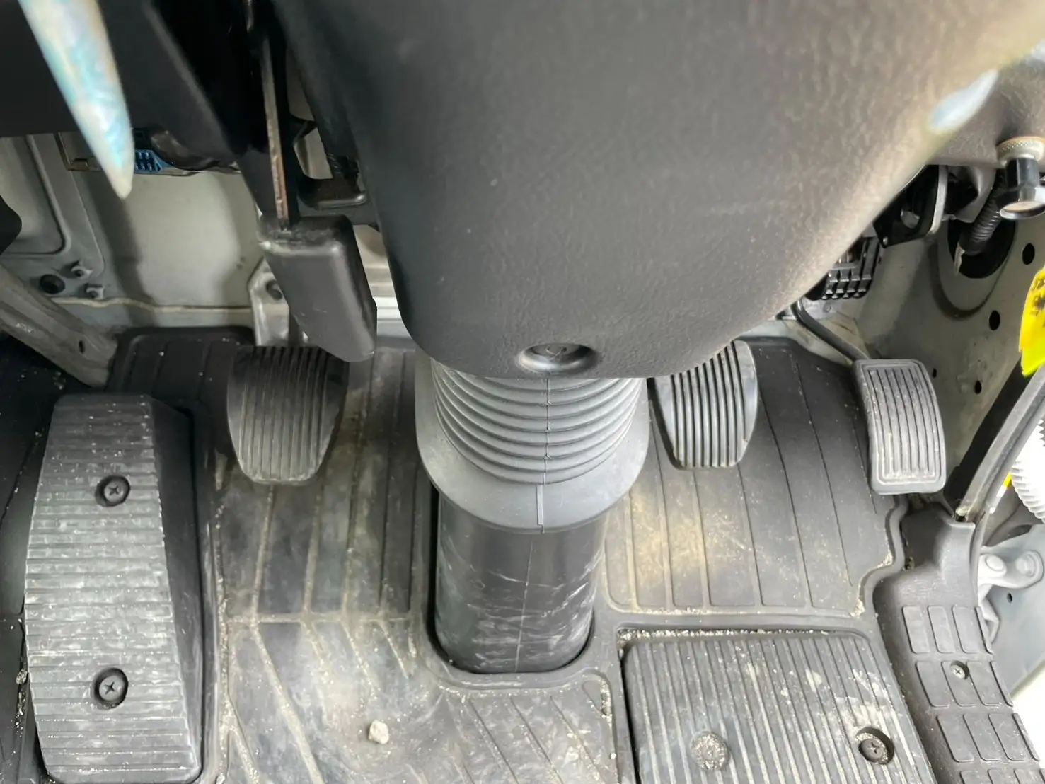 日野 レンジャー 中型/増トン ウイング 幌ウイング TKG-FC9JKAAの中古トラック画像14