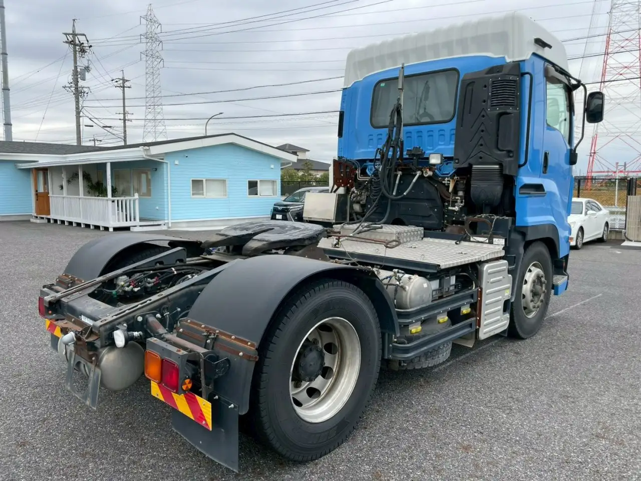 いすゞ ギガ 大型 トラクター ハイルーフ 1デフの中古トラック画像3