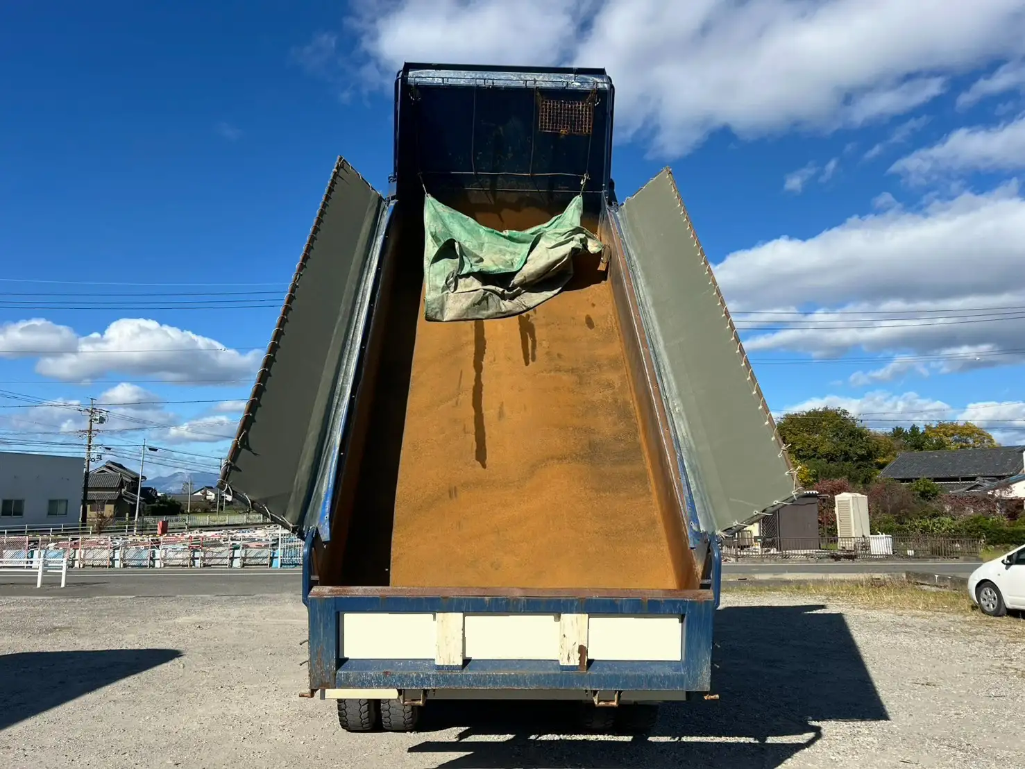いすゞ ギガ 大型 ダンプ コボレーン ベッドの中古トラック画像9