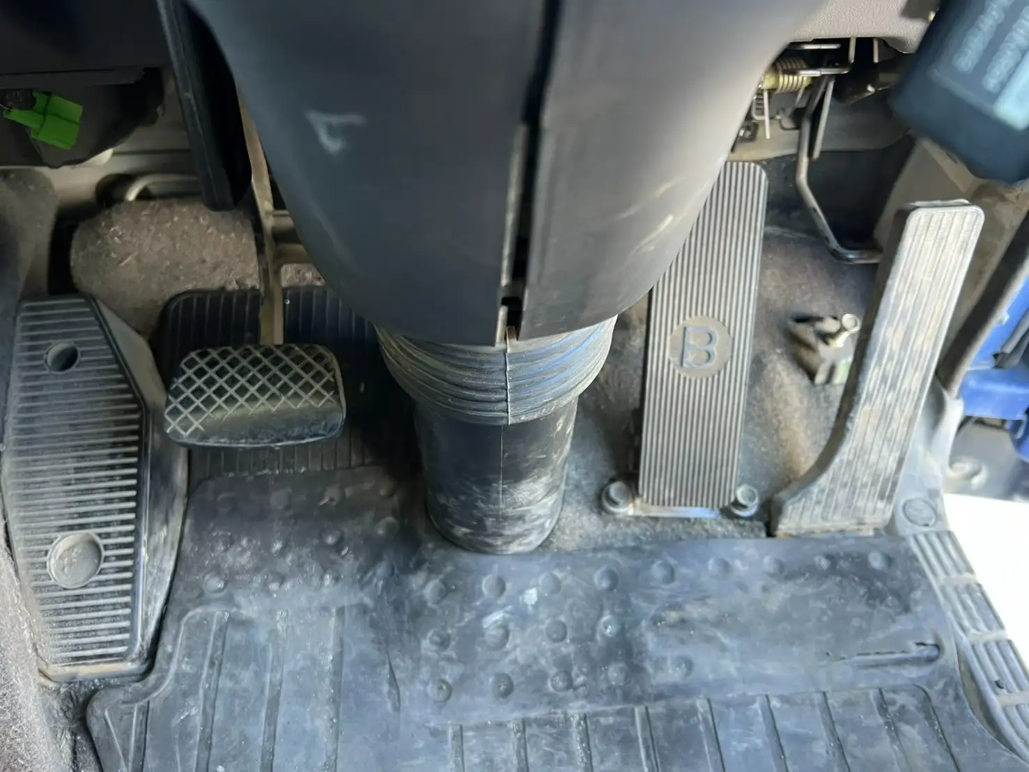 いすゞ ギガ 大型 ダンプ コボレーン ベッドの中古トラック画像13