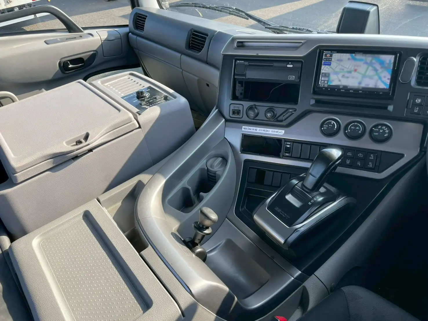 日産UD クオン 大型 トラクター ハイルーフ 1デフの中古トラック画像15