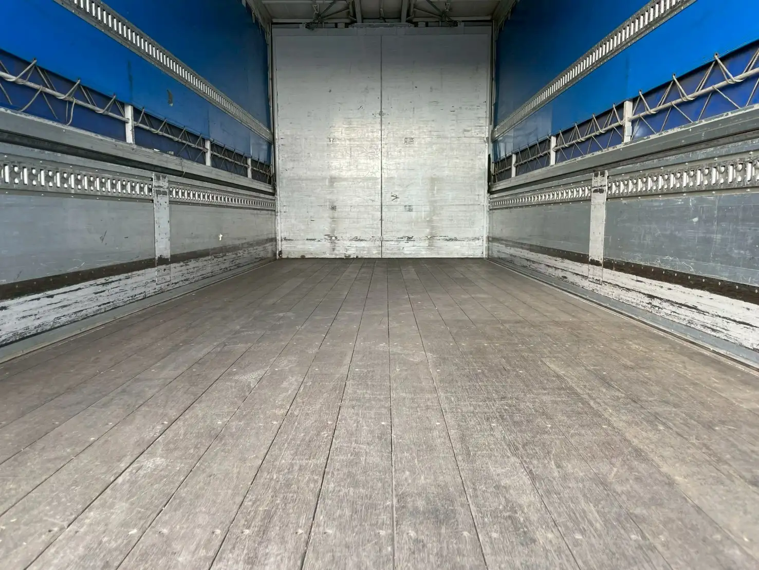 日野 レンジャー 中型/増トン ウイング 幌ウイング パワーゲートの中古トラック画像6