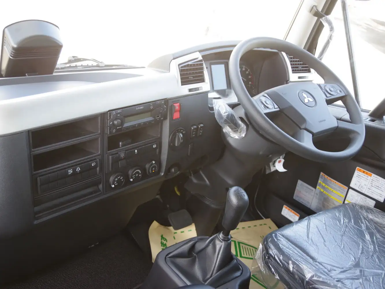 三菱 ファイター 中型/増トン ダンプ 土砂禁 ステンレス張りの中古トラック画像12