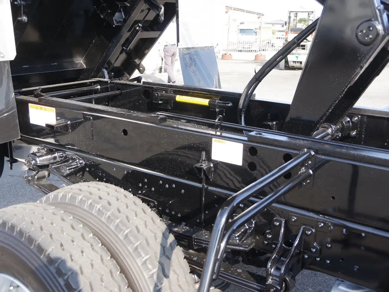 三菱 ファイター 中型/増トン ダンプ 土砂禁 ステンレス張りの中古トラック画像16