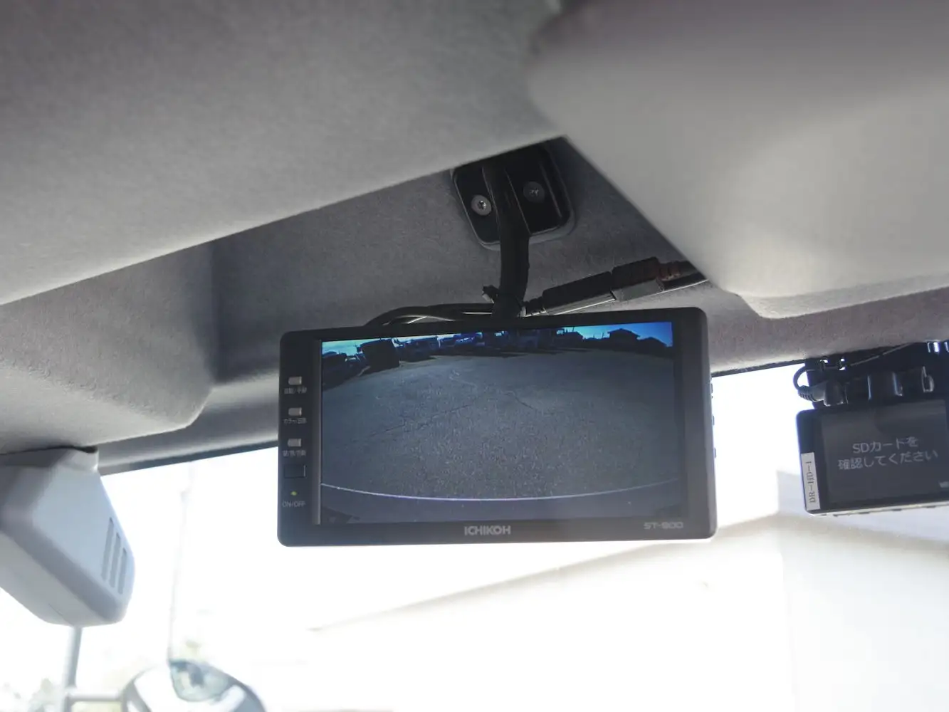 いすゞ フォワード 中型/増トン 平ボディ 床鉄板 アルミブロックの中古トラック画像13