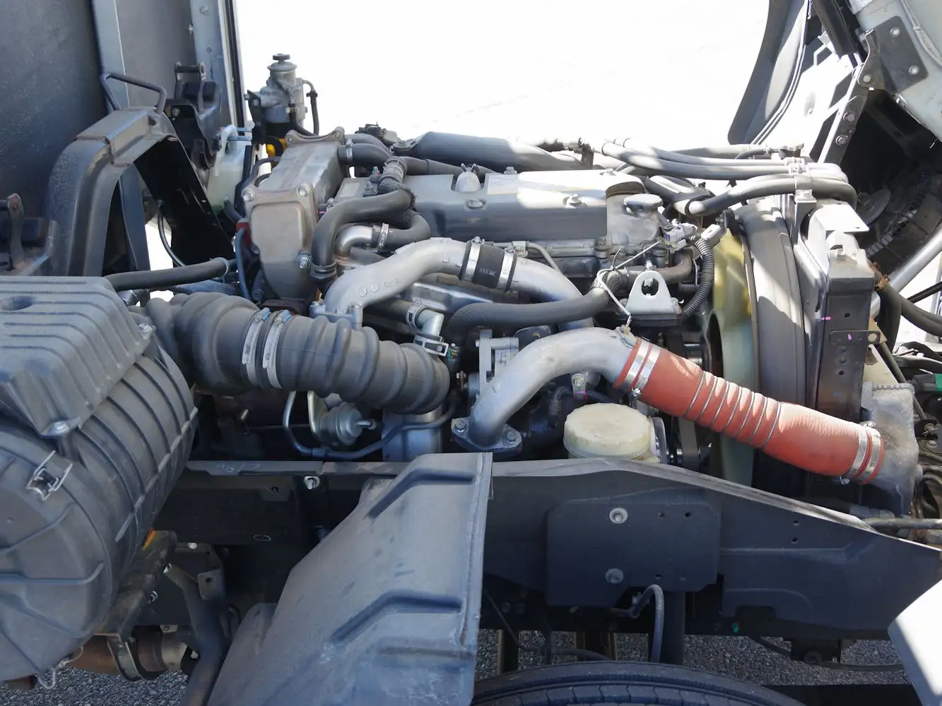 いすゞ フォワード 中型/増トン 平ボディ 床鉄板 アルミブロックの中古トラック画像20