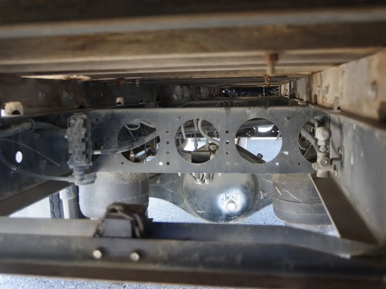 日産UD コンドル 中型/増トン 平ボディ アルミブロック エアサスの中古トラック画像15