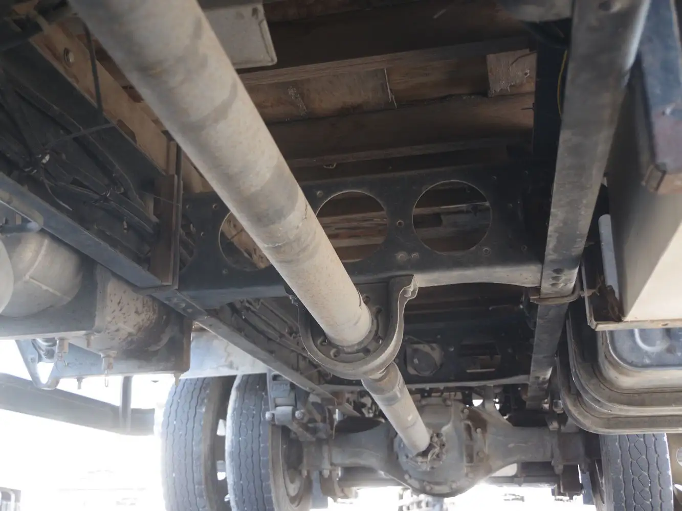 日産UD コンドル 中型/増トン 平ボディ アルミブロック エアサスの中古トラック画像16