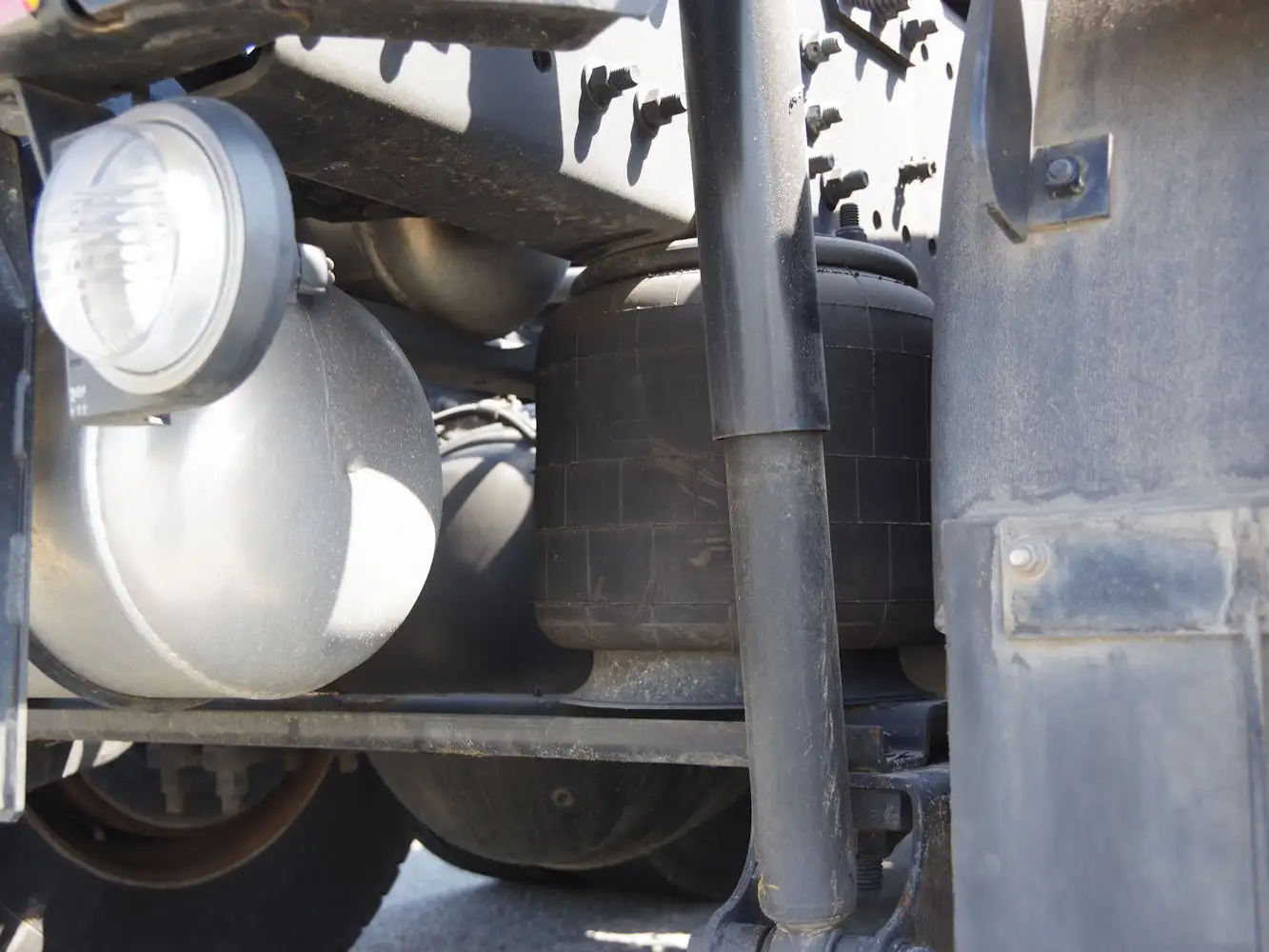 日野 プロフィア 大型 トラクター 2デフ エアサスの中古トラック画像像17