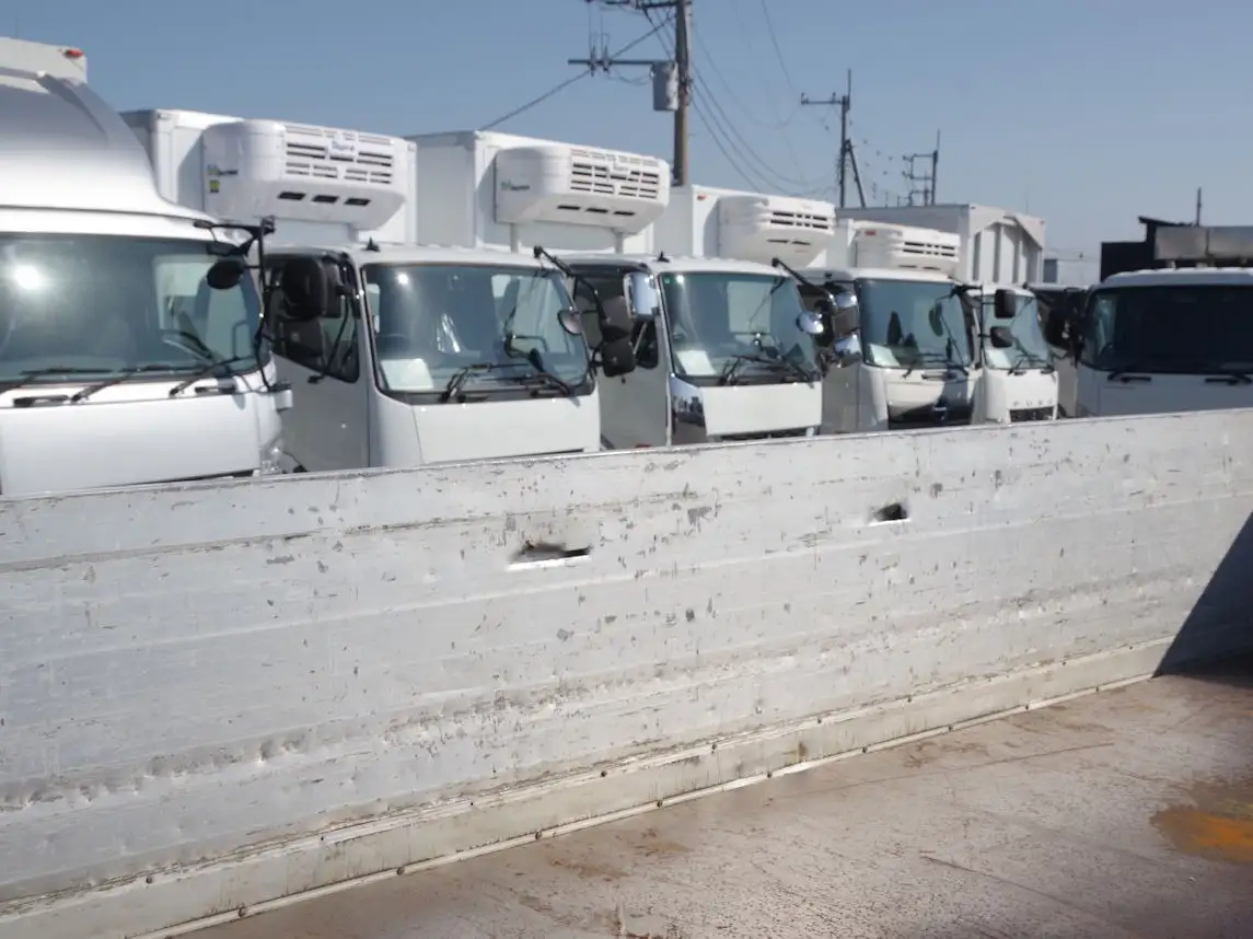 三菱 ファイター 中型/増トン 平ボディ 床鉄板 アルミブロックの中古トラック画像11