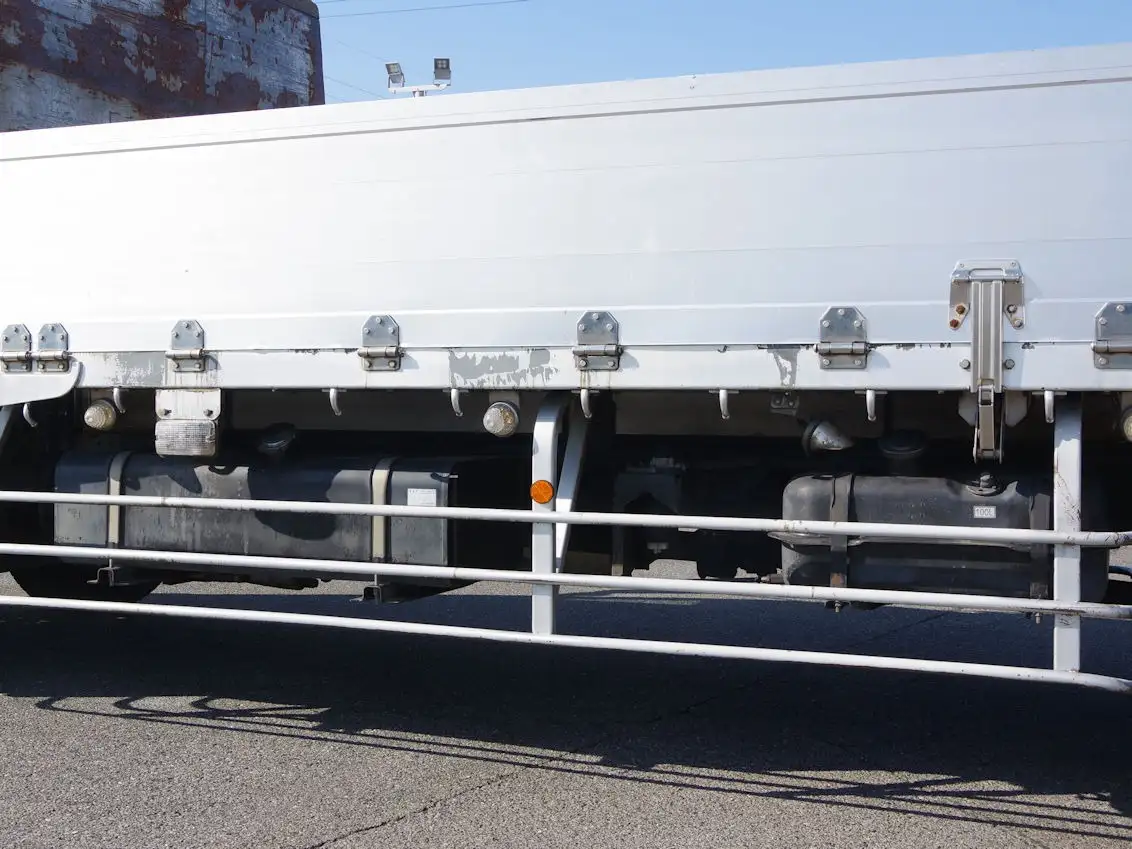 三菱 ファイター 中型/増トン 平ボディ 床鉄板 アルミブロックの中古トラック画像7