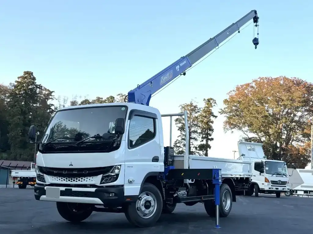 三菱 キャンター 小型 クレーン付 4段 ラジコン の中古トラック【車両No.201698】