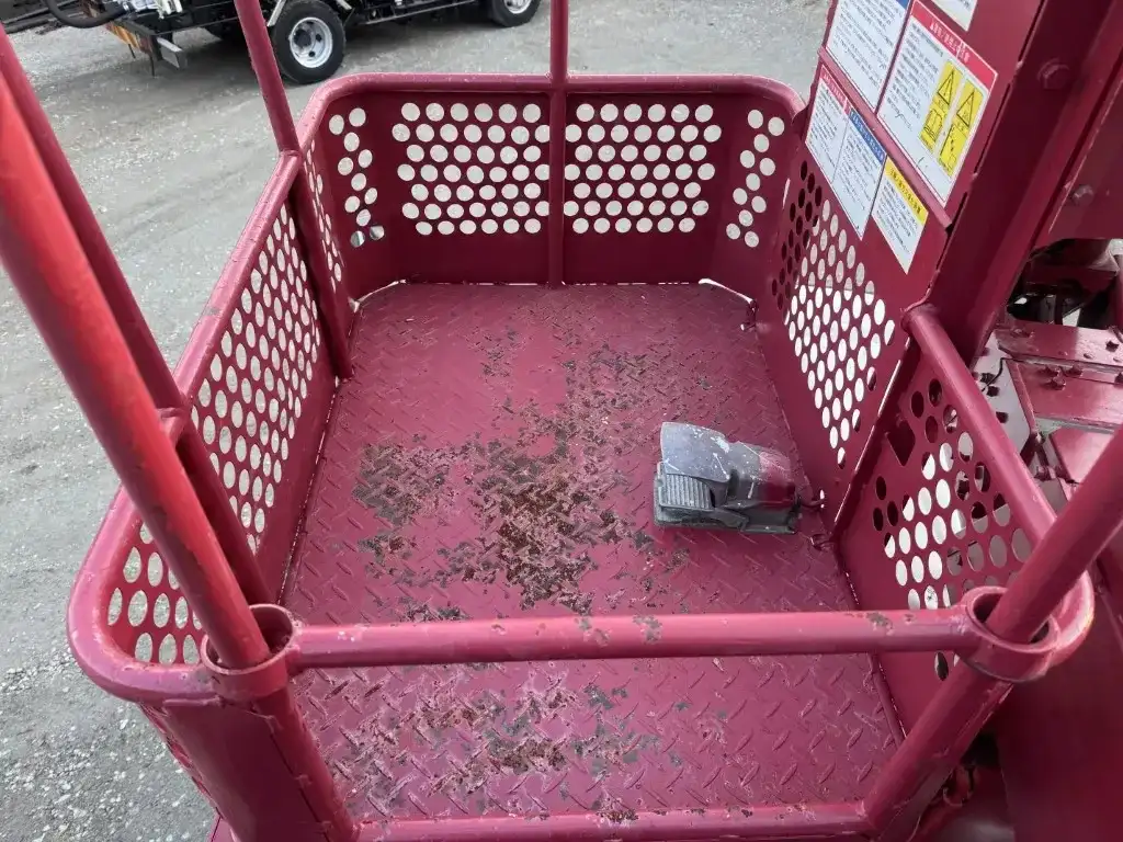 日野 デュトロ 小型 高所・建柱車 高所作業車 TKG-XZU600Eの中古トラック画像8