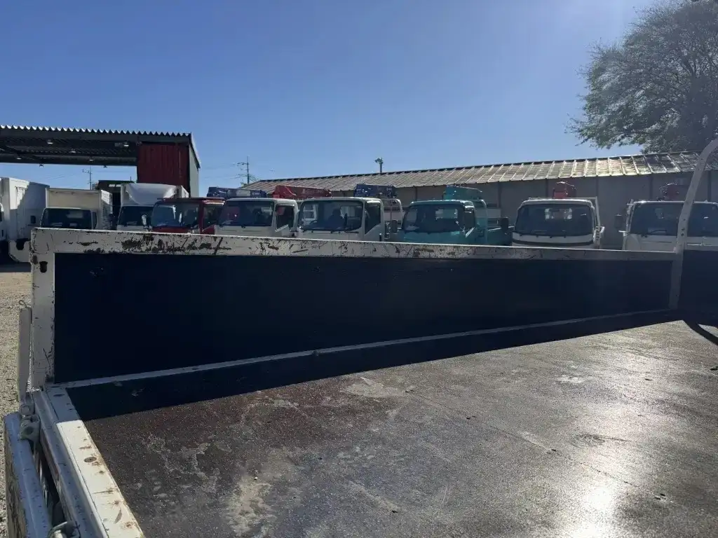 いすゞ エルフ 小型 クレーン付 3段 ラジコンの中古トラック画像9