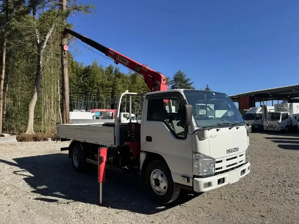 いすゞ エルフ 小型 クレーン付 3段 ラジコンの中古トラック画像2