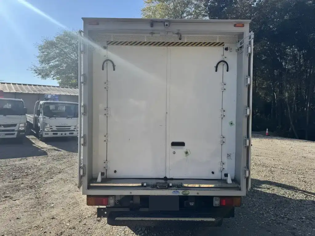 日野 デュトロ 小型 アルミバン サイドドア TPG-XZC605Mの中古トラック画像6