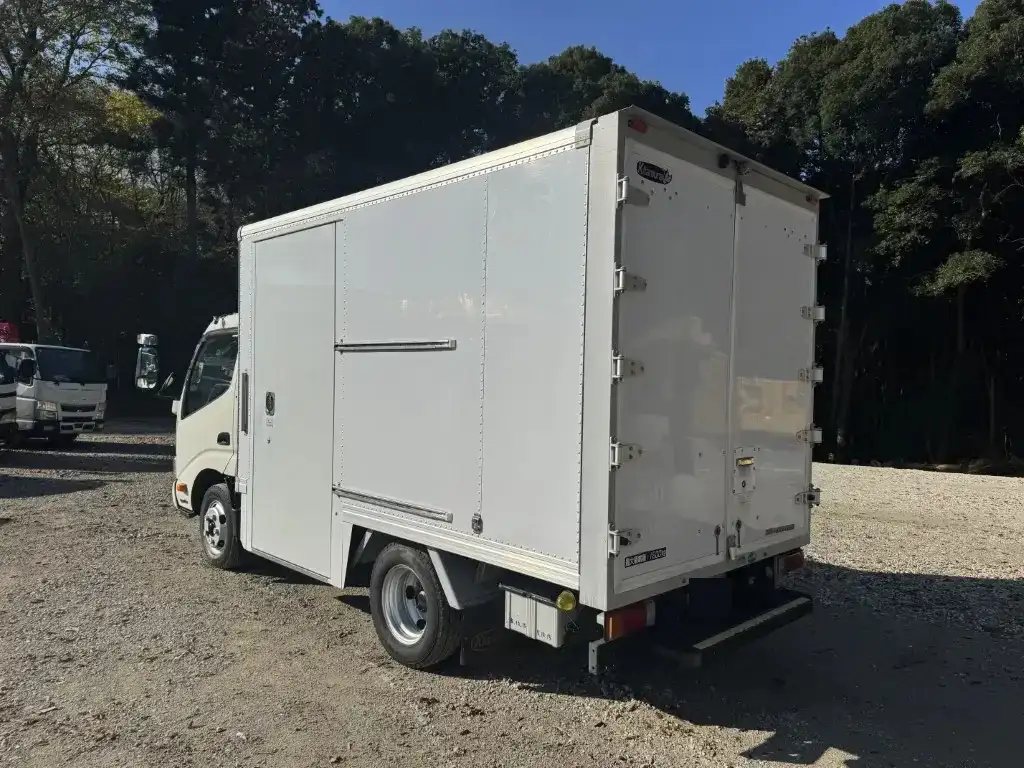 日野 デュトロ 小型 アルミバン サイドドア TPG-XZC605Mの中古トラック画像4