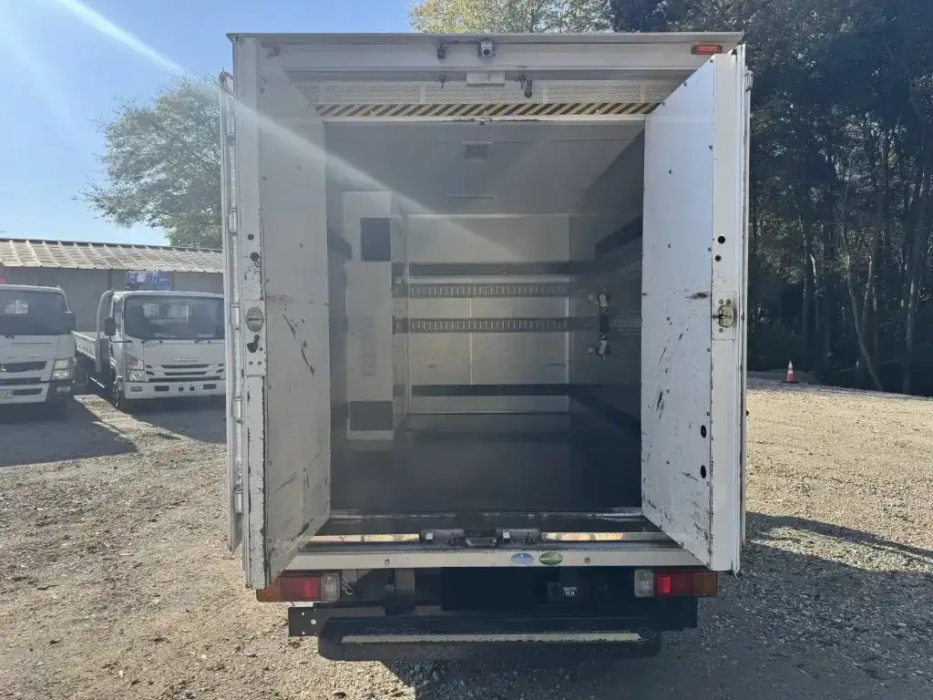 日野 デュトロ 小型 アルミバン サイドドア TPG-XZC605Mの中古トラック画像7