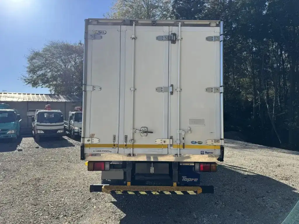 いすゞ エルフ 小型 冷凍冷蔵 中温 床ステンの中古トラック画像3