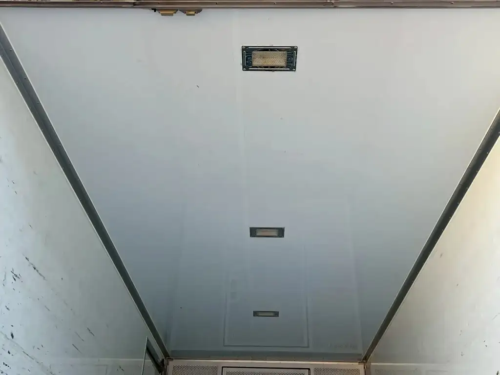 いすゞ エルフ 小型 冷凍冷蔵 保冷 サイドドアの中古トラック画像10