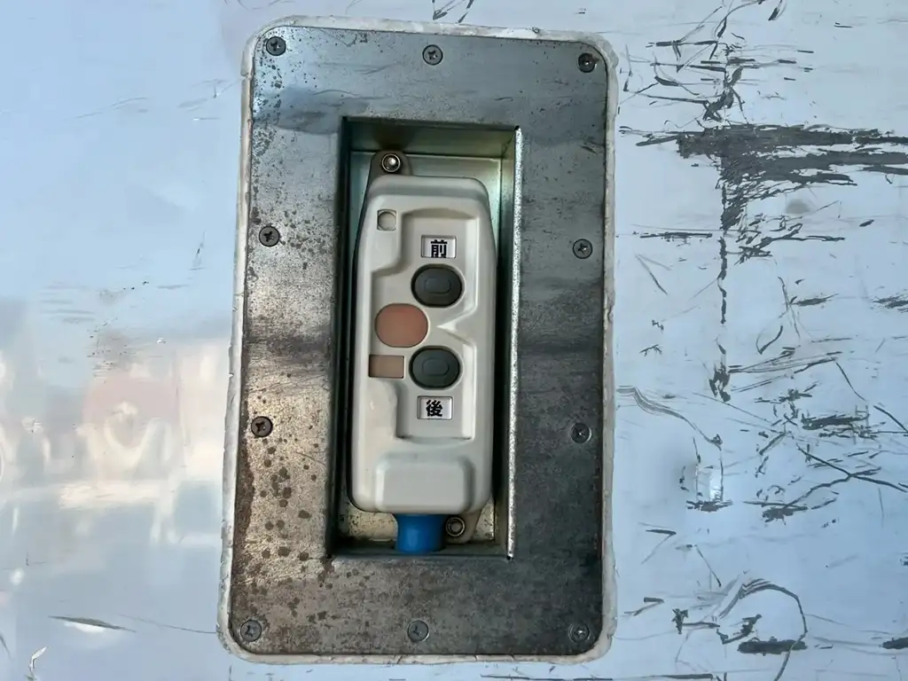 いすゞ エルフ 小型 冷凍冷蔵 保冷 サイドドアの中古トラック画像11