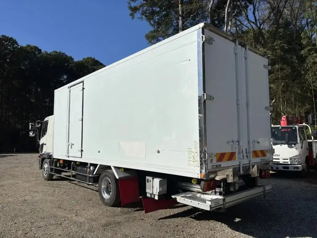 日野 レンジャー 中型/増トン 冷凍冷蔵 低温 パワーゲートの中古トラック画像4
