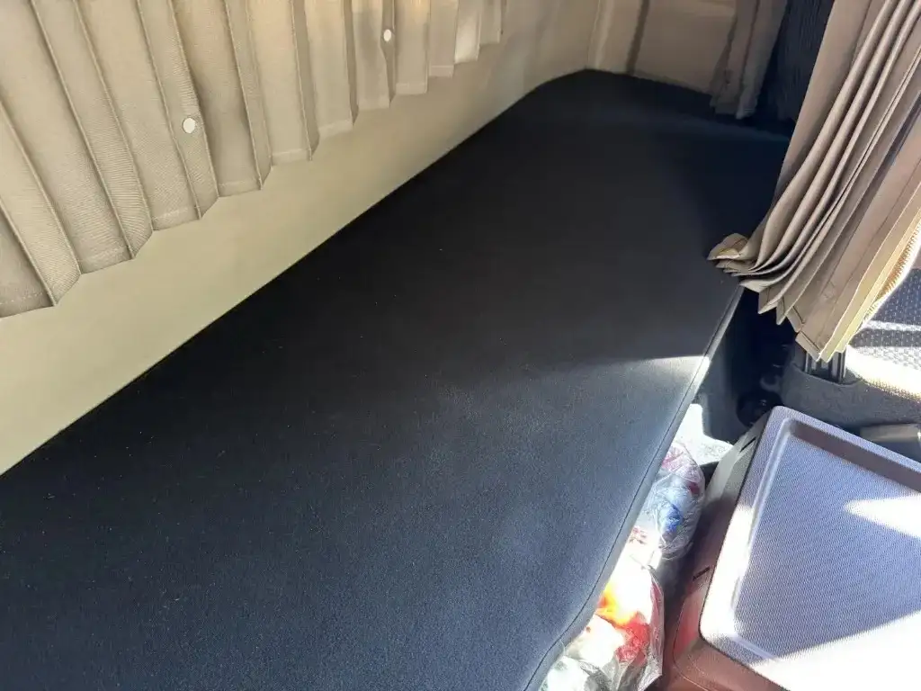 日野 レンジャー 中型/増トン ウイング エアサス ベッドの中古トラック画像14