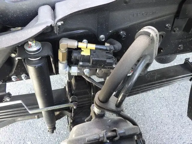 三菱 ファイター 中型/増トン 車両重機運搬 4段クレーン ラジコンの中古トラック画像18