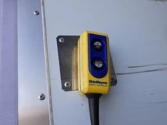 日野 レンジャー 中型/増トン 冷凍冷蔵 低温 パワーゲートの中古トラック画像6