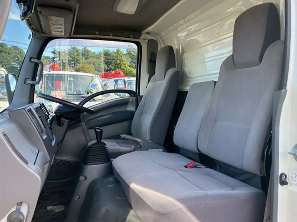 いすゞ エルフ 小型 アルミバン パワーゲート TKG-NMR85ANの中古トラック画像10