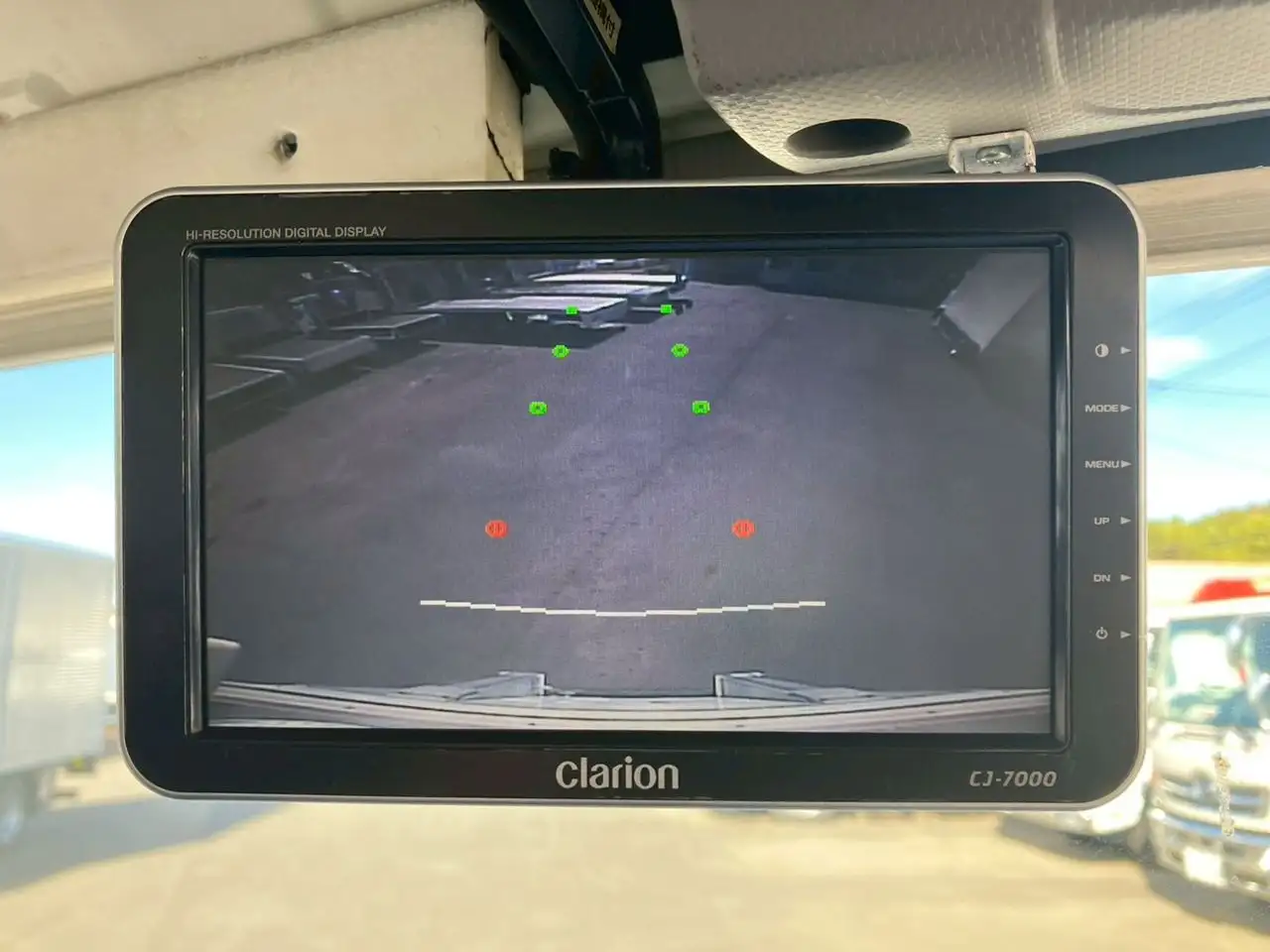 いすゞ エルフ 小型 アルミバン パワーゲート TKG-NMR85ANの中古トラック画像15