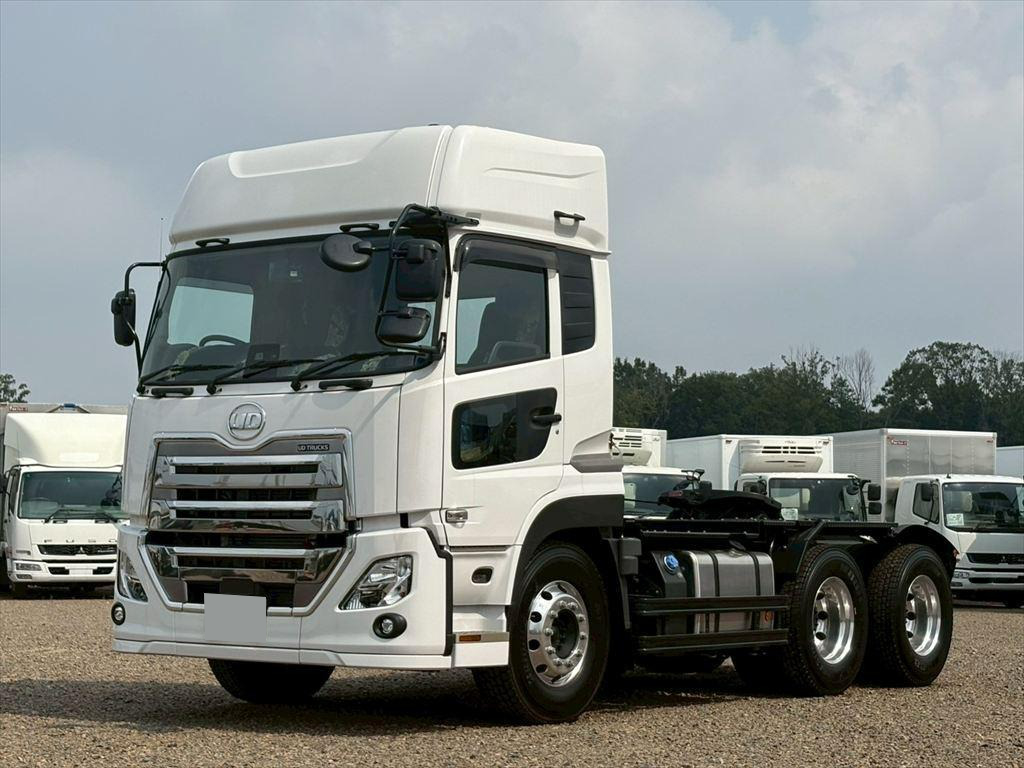 日産UD クオン 大型 トラクター