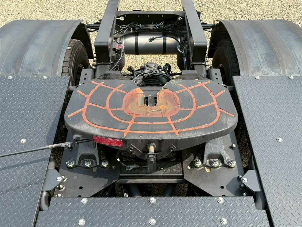 日産UD クオン 大型 トラクター ハイルーフ 2デフの中古トラック画像9