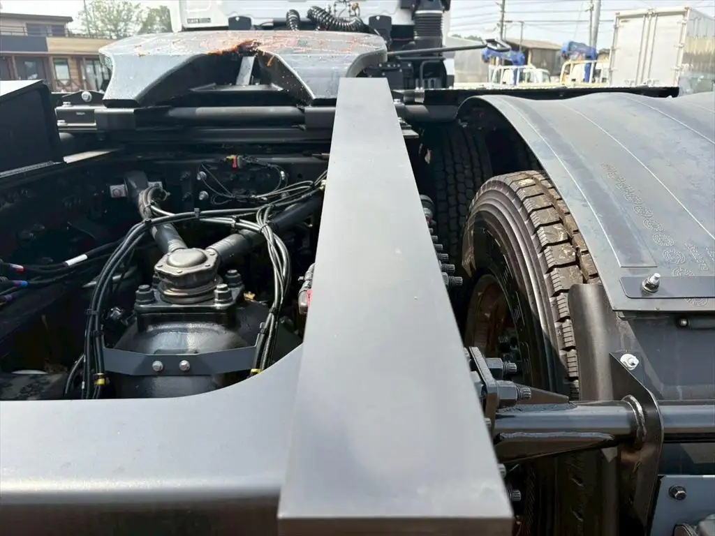 日産UD クオン 大型 トラクター ハイルーフ 2デフの中古トラック画像11