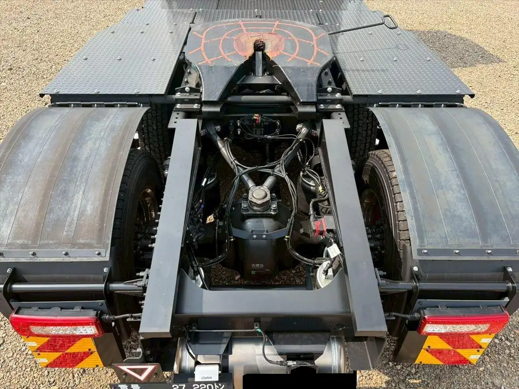 日産UD クオン 大型 トラクター ハイルーフ 2デフの中古トラック画像7