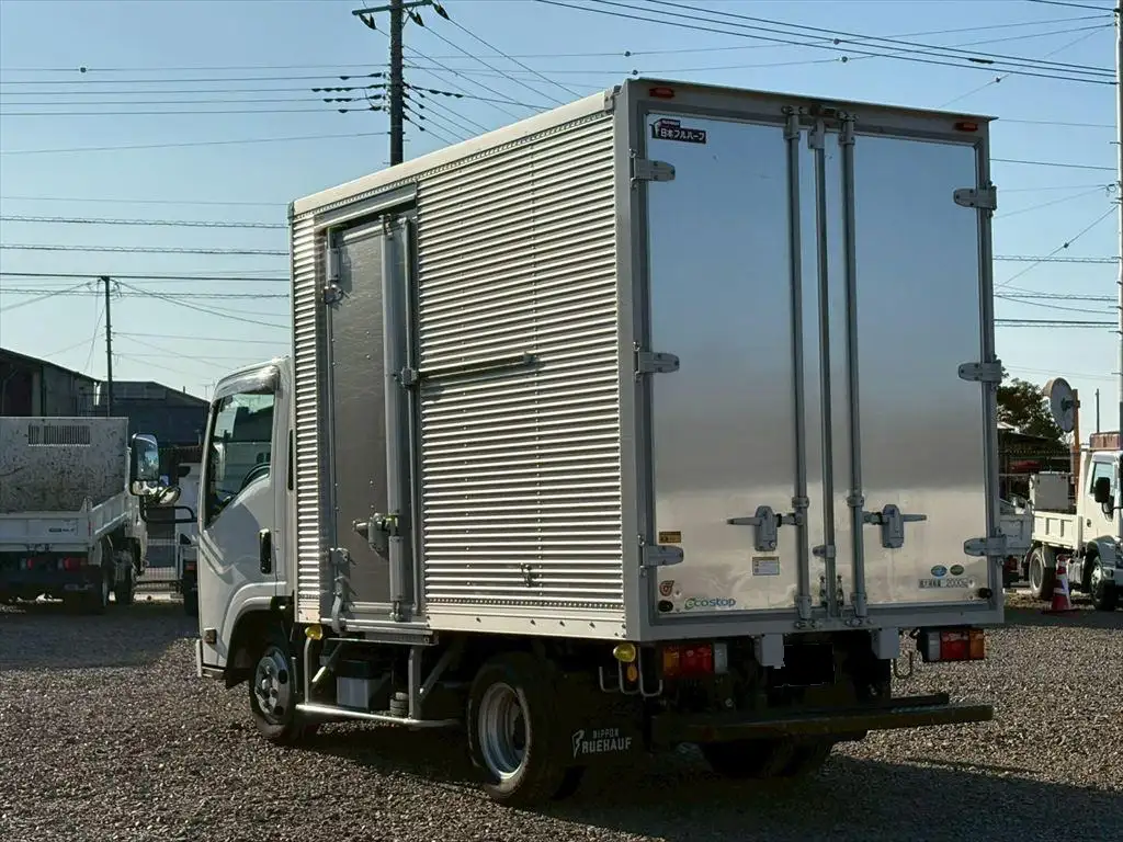 いすゞ エルフ 小型 アルミバン サイドドア 2RG-NLR88ANの中古トラック画像5