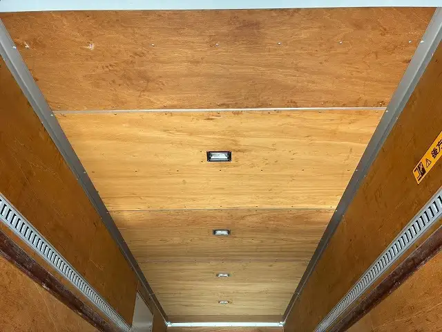 いすゞ フォワード 中型/増トン アルミバン パワーゲート サイドドアの中古トラック画像10