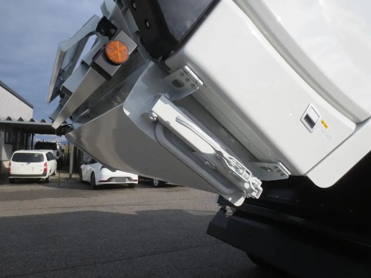 三菱 キャンター 小型 パッカー車 プレス式 2PG-FEB90の中古トラック画像16