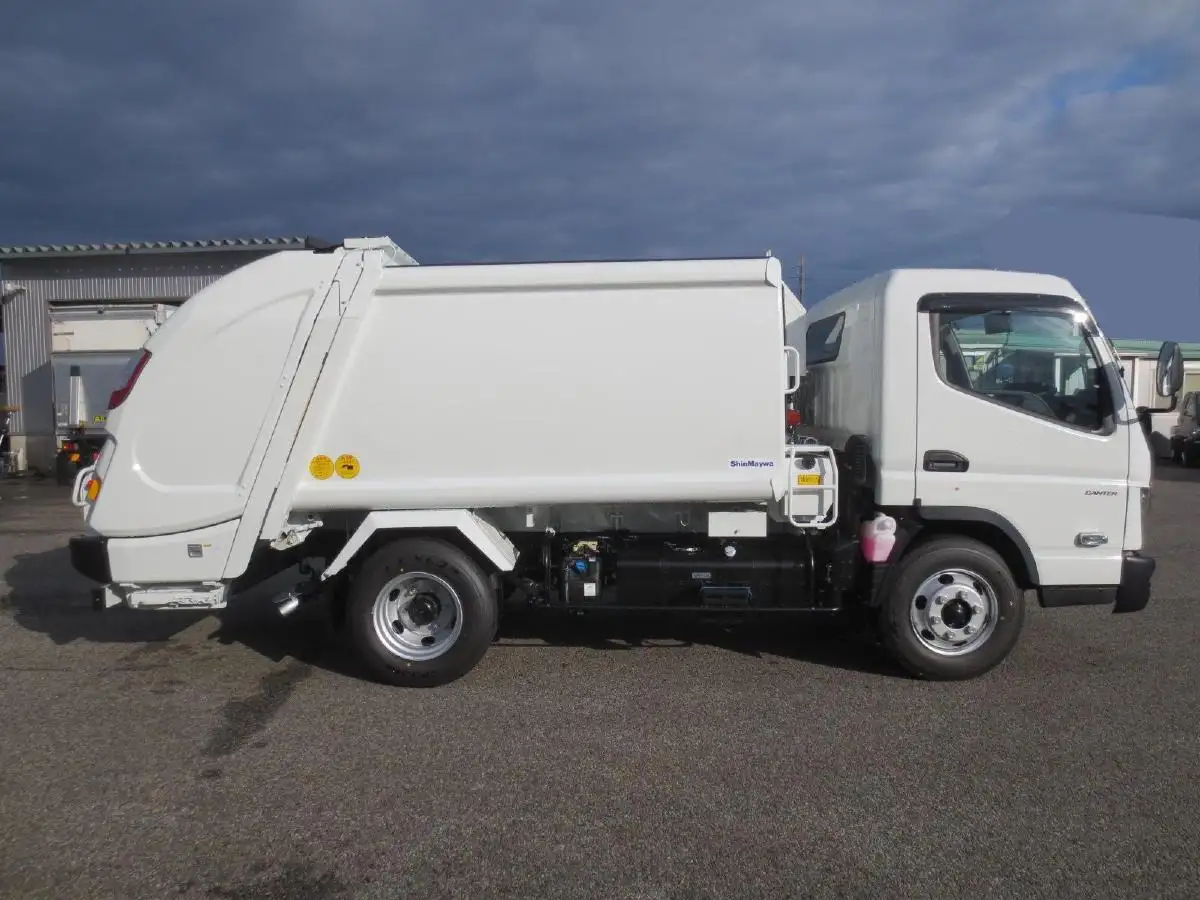 三菱 キャンター 小型 パッカー車 プレス式 2PG-FEB90の中古トラック画像4