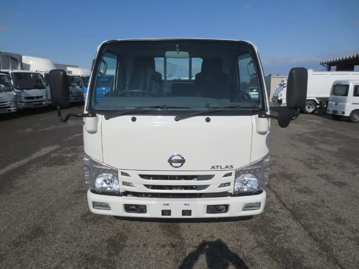 日産 アトラス 小型 平ボディ 2RG-AHR88A R2の中古トラック画像2