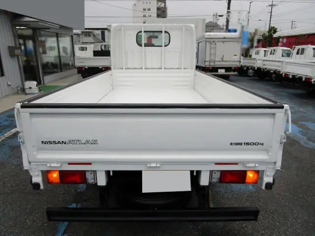日産 アトラス 小型 平ボディ 床鉄板 CBF-SQ2F24の中古トラック画像4