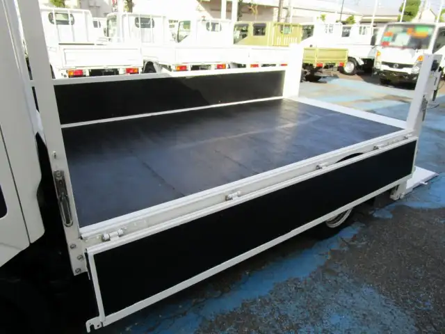 日産 アトラス 小型 平ボディ パワーゲート CBF-SQ2F24の中古トラック画像7