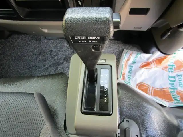 日産 アトラス 小型 平ボディ パワーゲート CBF-SQ2F24の中古トラック画像像17