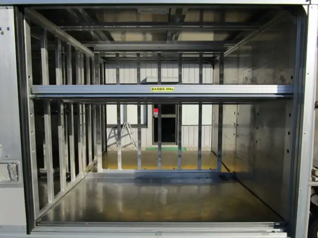 日野 デュトロ 小型 アルミバン ボトルカー サイドドアの中古トラック画像8