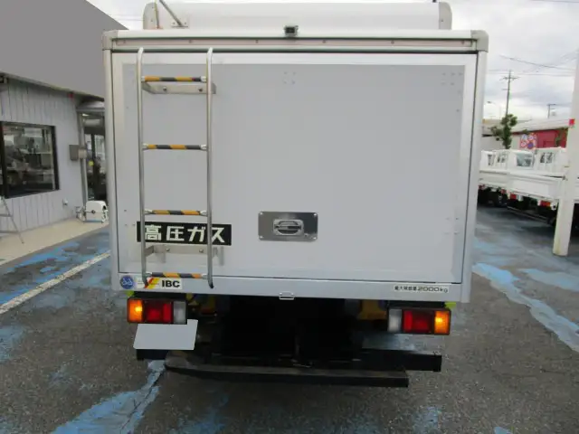 いすゞ エルフ 小型 アルミバン ボトルカー サイドドアの中古トラック画像3