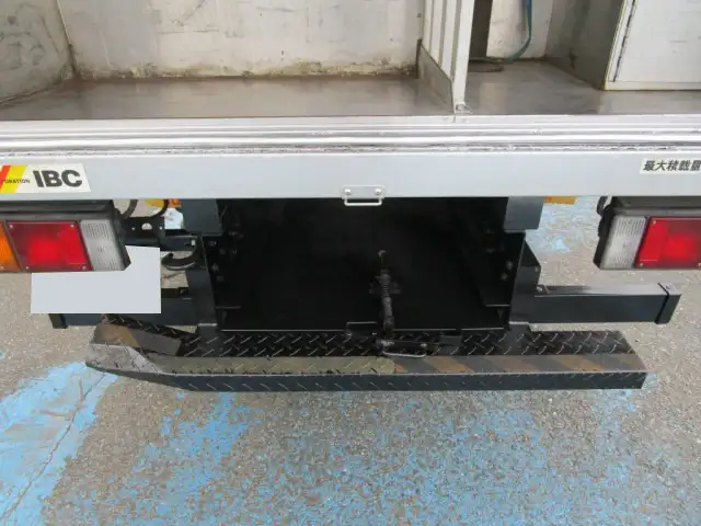 いすゞ エルフ 小型 アルミバン ボトルカー サイドドアの中古トラック画像5