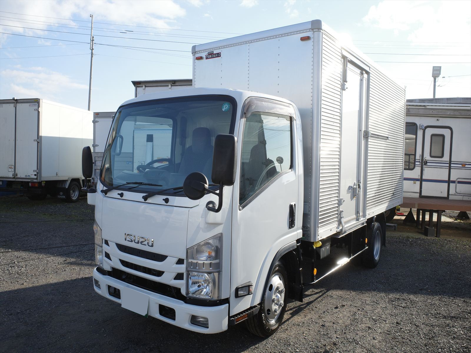 いすゞ エルフ 小型 アルミバン 標準ロング