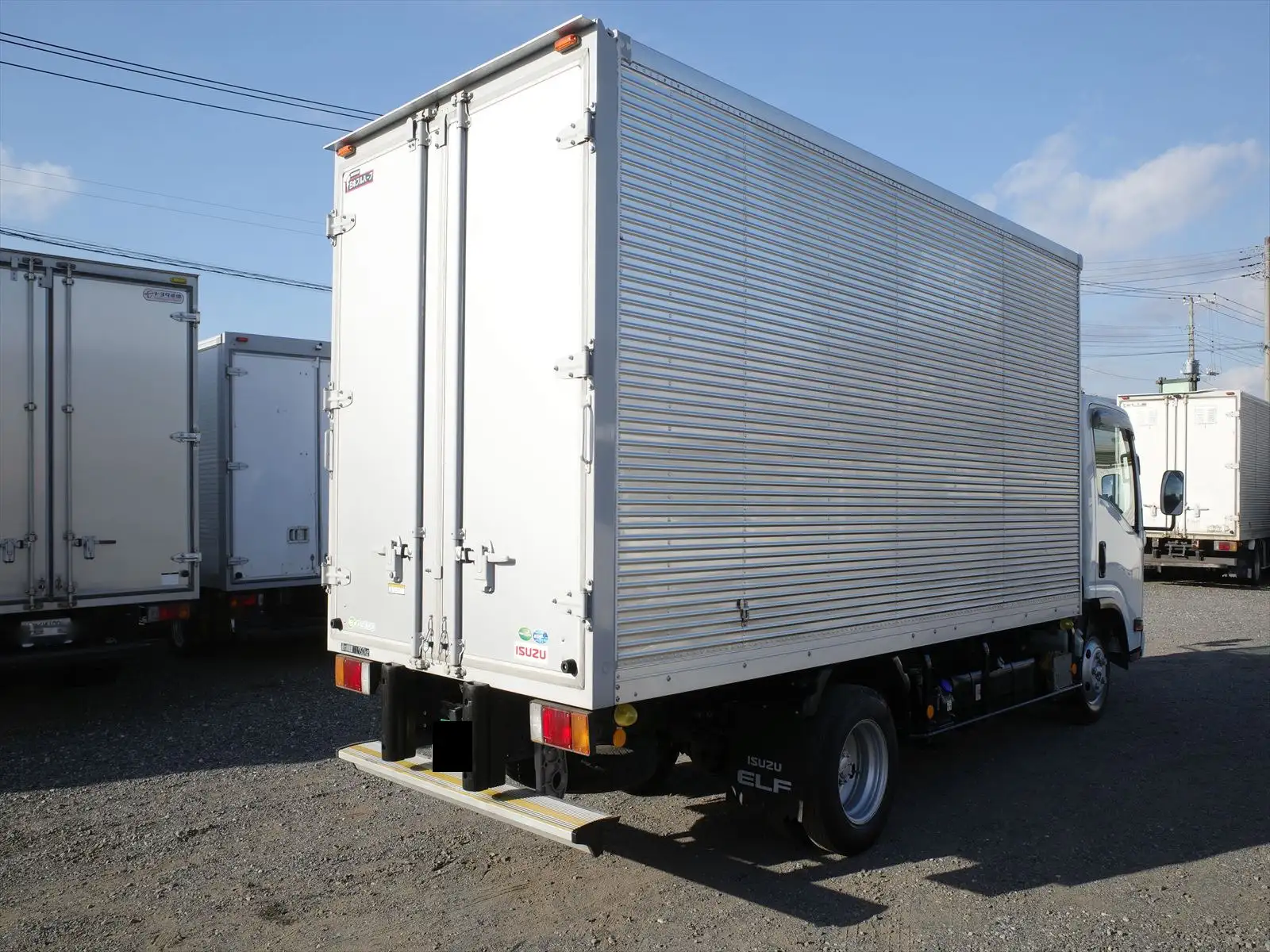 いすゞ エルフ 小型 アルミバン サイドドア 2RG-NLR88ANの中古トラック画像4